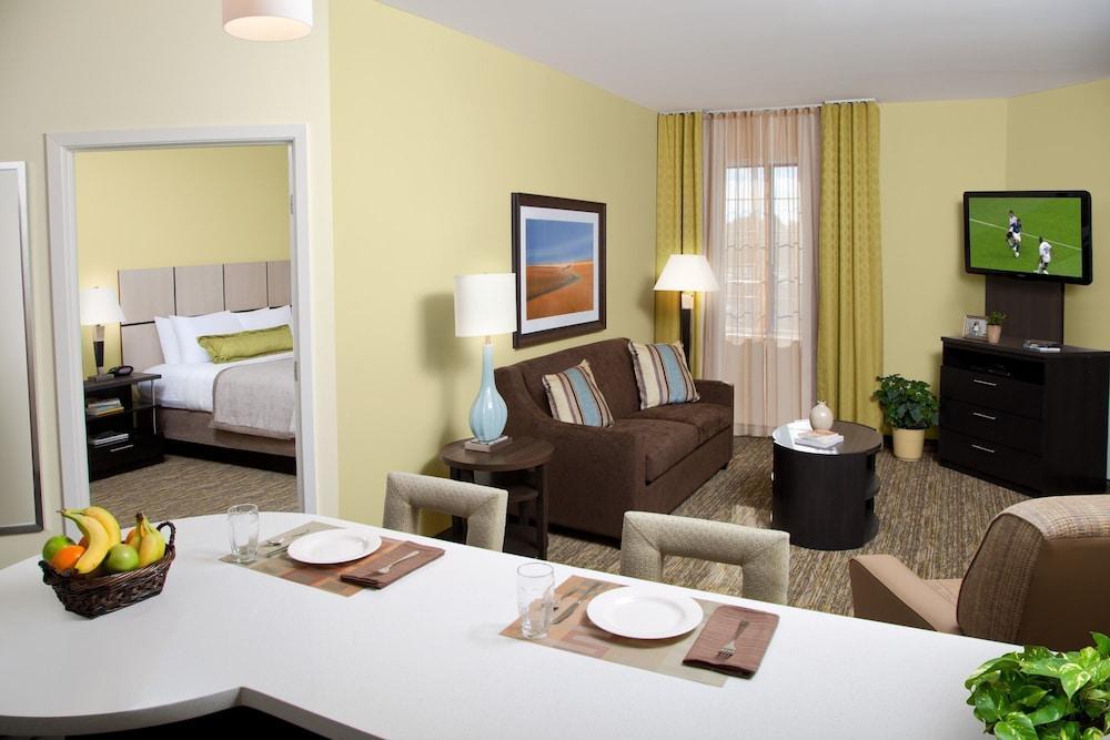 Candlewood Suites - Omaha Millard Area By Ihg Bagian luar foto