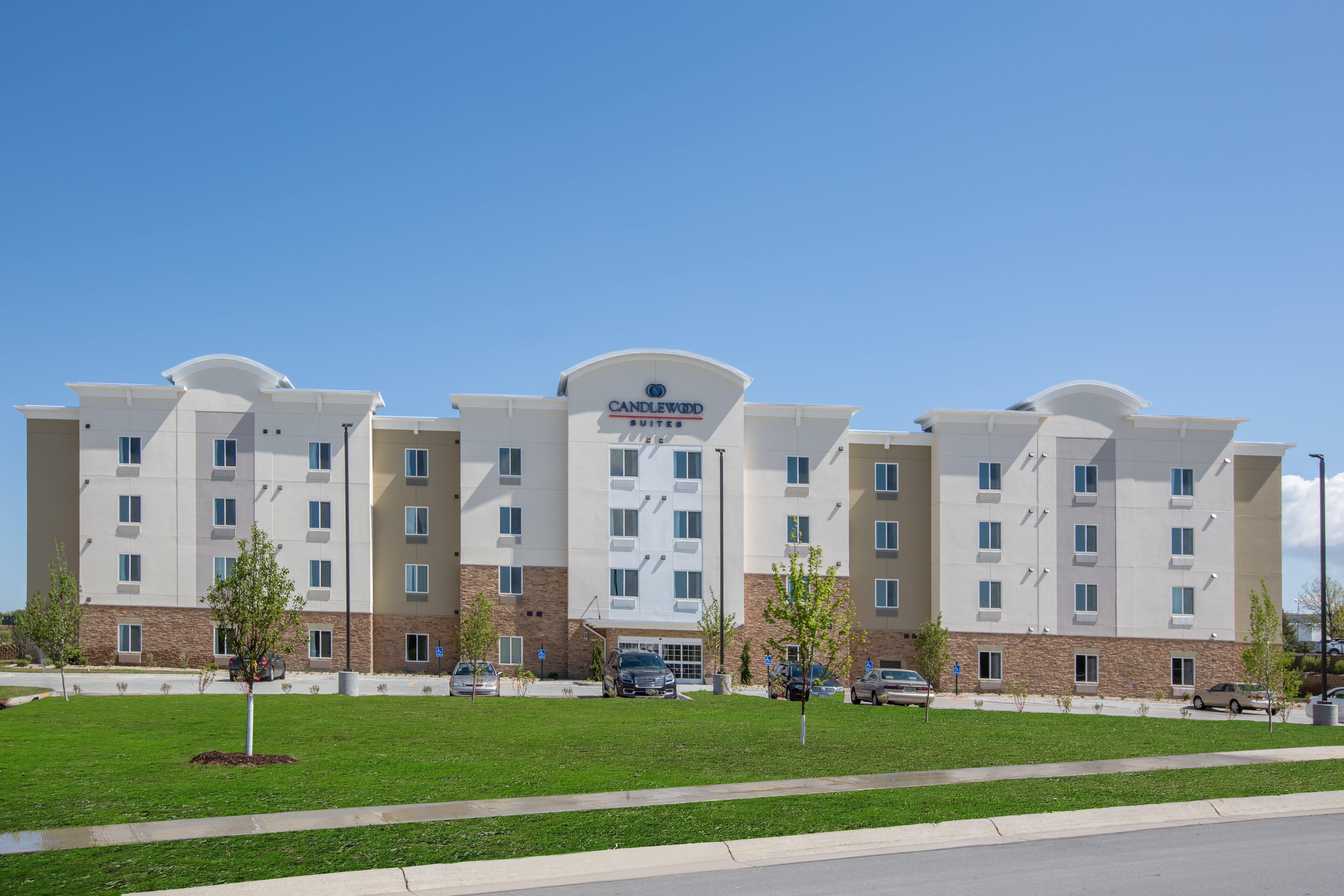 Candlewood Suites - Omaha Millard Area By Ihg Bagian luar foto